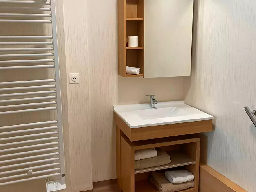 Immagine 6 di Appartamento in affitto  in Rue Anatole France a Mâcon