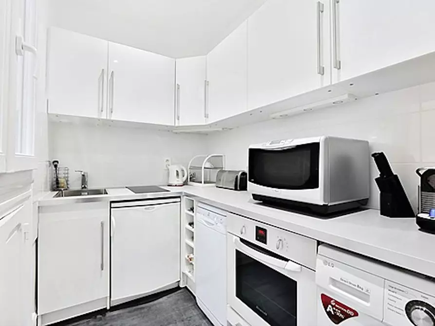 Immagine 5 di Appartamento in affitto  in Place de la Nation a Paris