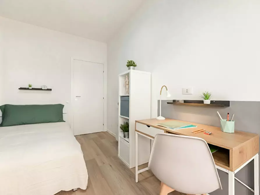 Immagine 1 di Camera in affitto  in Via Pietro Selvatico a Padova