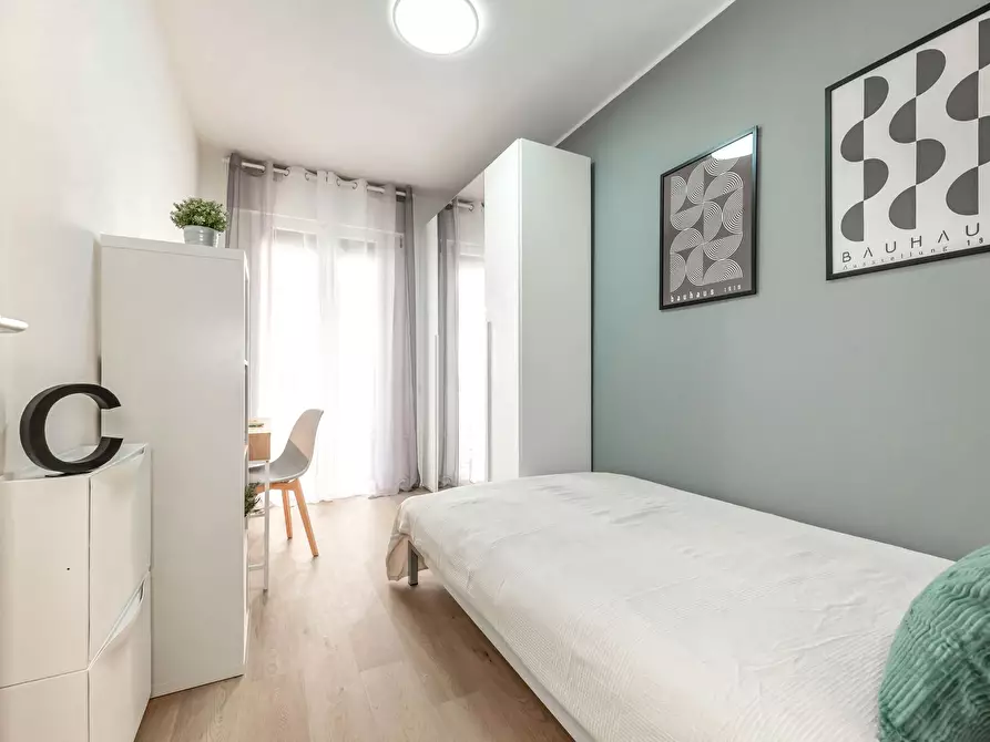 Immagine 2 di Camera in affitto  in Via Pietro Selvatico a Padova