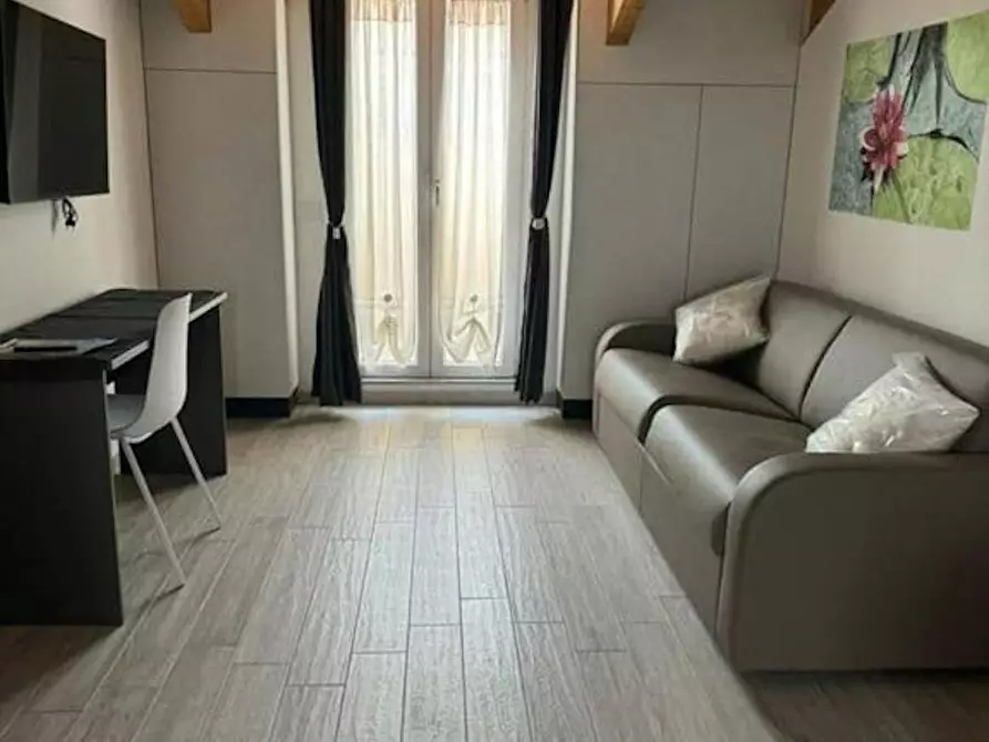 Immagine 1 di Appartamento in affitto  in Via Savona a Milano