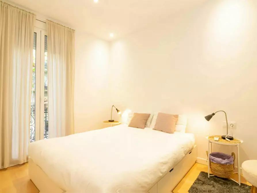 Immagine 6 di Appartamento in affitto  in Carrer de Pujades a Barcelona