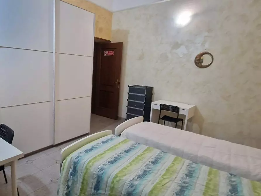 Immagine 3 di Camera in affitto  in Via Merulana a Roma