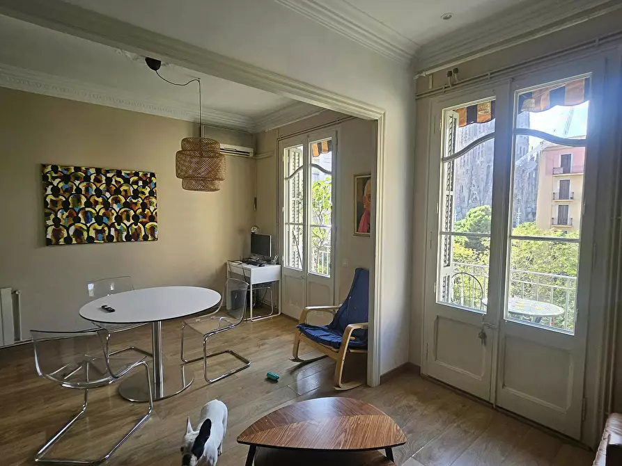 Immagine 1 di Appartamento in affitto  in Carrer de Mallorca a Barcelona