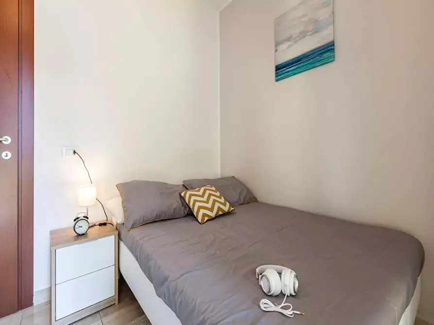 Immagine 2 di Camera in affitto  in Via Giuseppe Regaldi a Milano