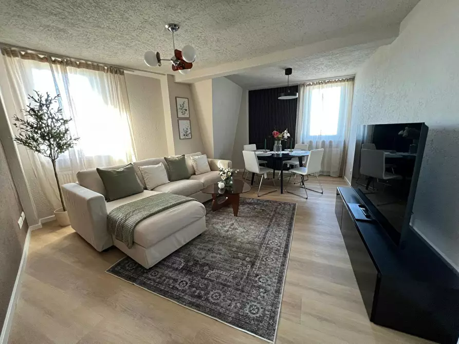 Immagine 2 di Appartamento in affitto  in Waldstraße a Offenbach