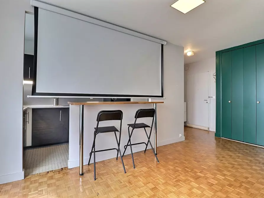Immagine 6 di Appartamento in affitto  in Avenue Parmentier a Paris