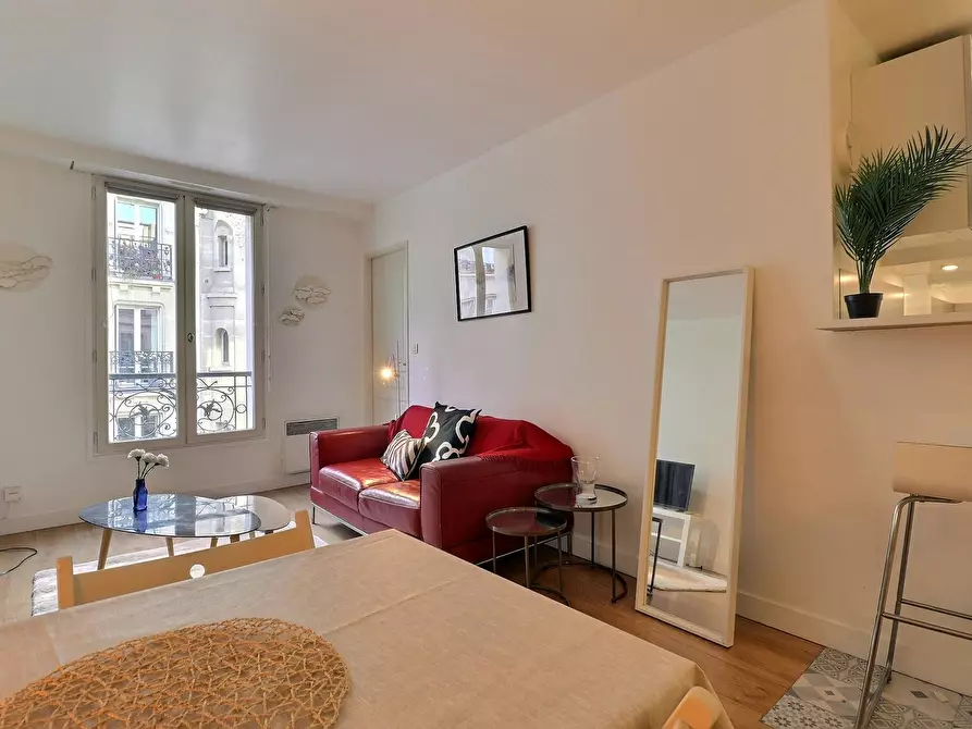 Immagine 1 di Appartamento in affitto  in Rue Marius Aufan a Levallois-Perret