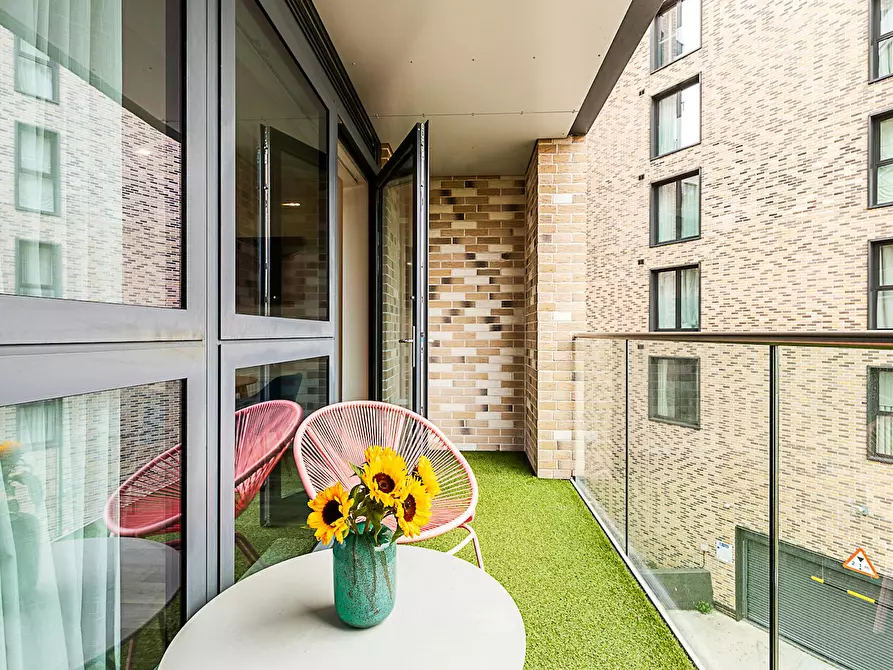 Immagine 8 di Appartamento in affitto  in Osiers Road a Wandsworth