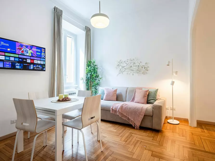 Immagine 2 di Appartamento in affitto  in Via del Moro a Roma