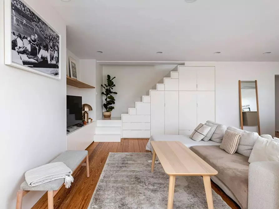 Immagine 1 di Appartamento in affitto  in Rue Lesbroussart a Ixelles