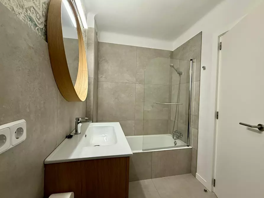 Immagine 10 di Camera in affitto  in Carrer Josep Darder a Palma De Mallorca