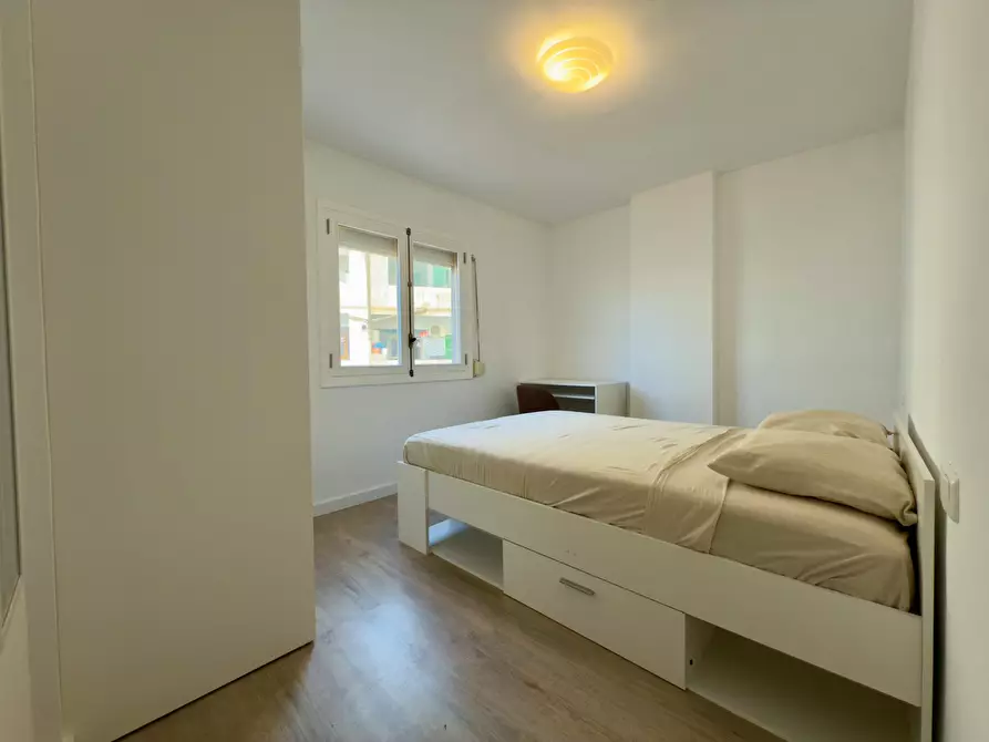 Immagine 2 di Camera in affitto  in Carrer Josep Darder a Palma De Mallorca