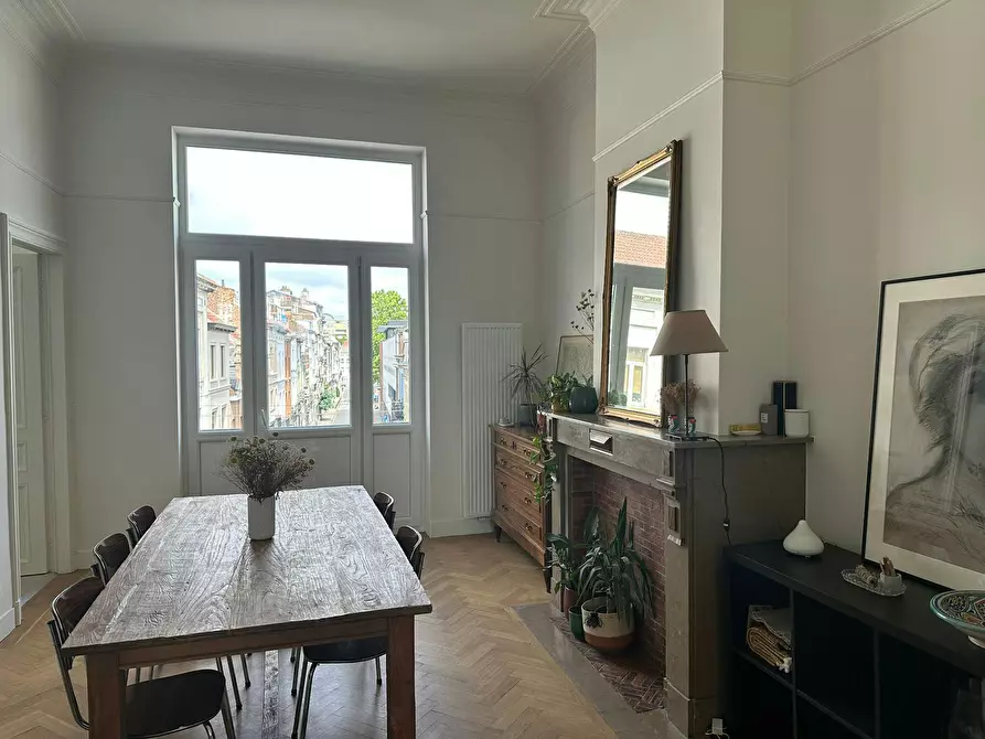 Immagine 4 di Appartamento in affitto  in Rue du Sceptre a Ixelles