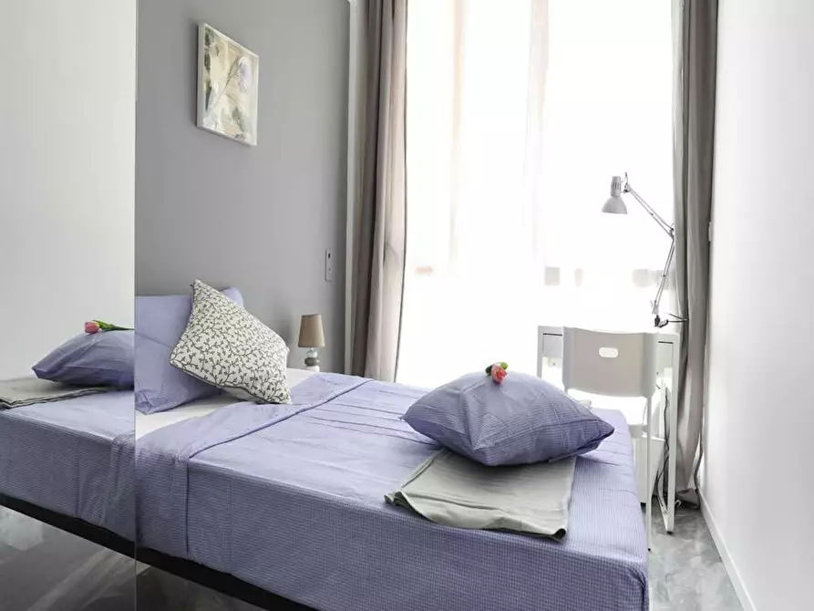 Immagine 2 di Camera in affitto  in Via Marcona a Milano