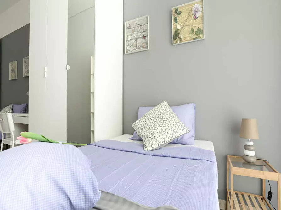 Immagine 2 di Camera in affitto  in Via Marcona a Milano