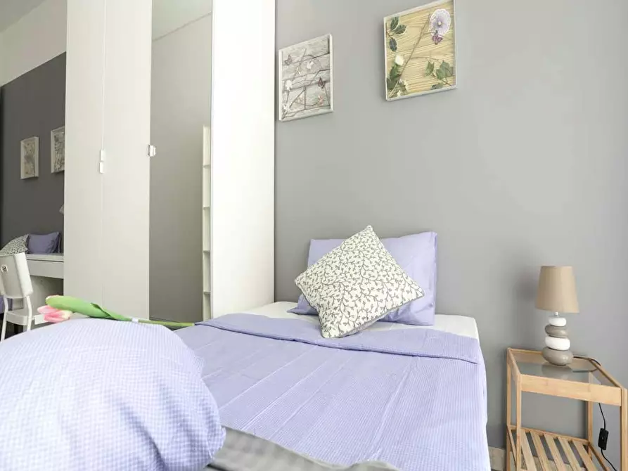 Immagine 3 di Camera in affitto  in Via Marcona a Milano