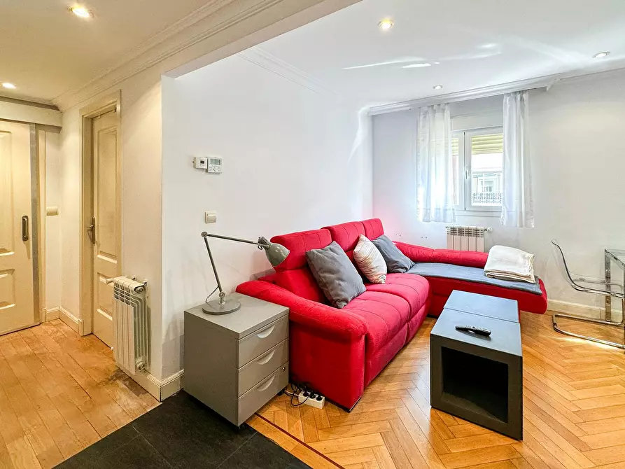 Immagine 5 di Appartamento in affitto  in Calle de Narciso Serra a Madrid