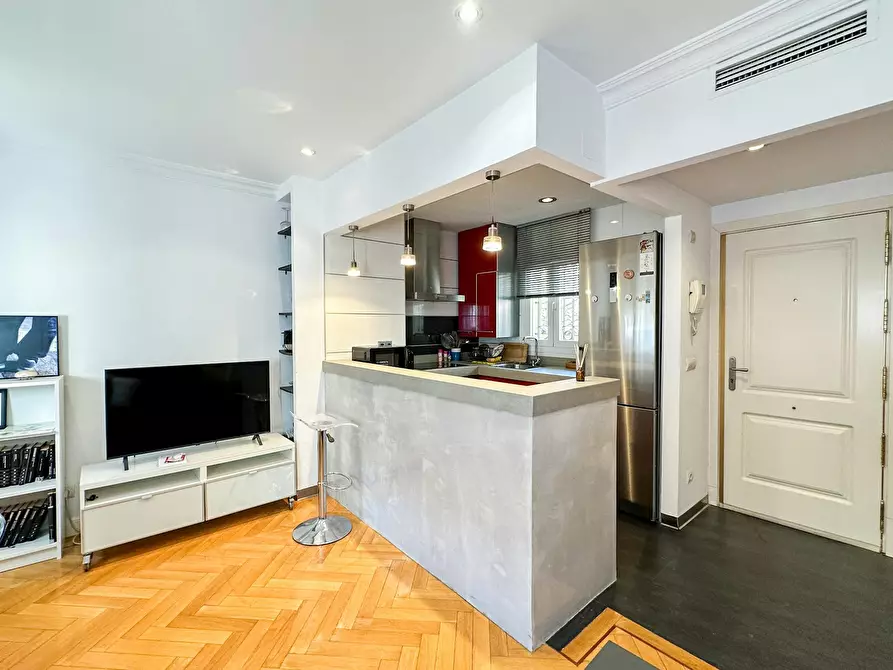 Immagine 8 di Appartamento in affitto  in Calle de Narciso Serra a Madrid