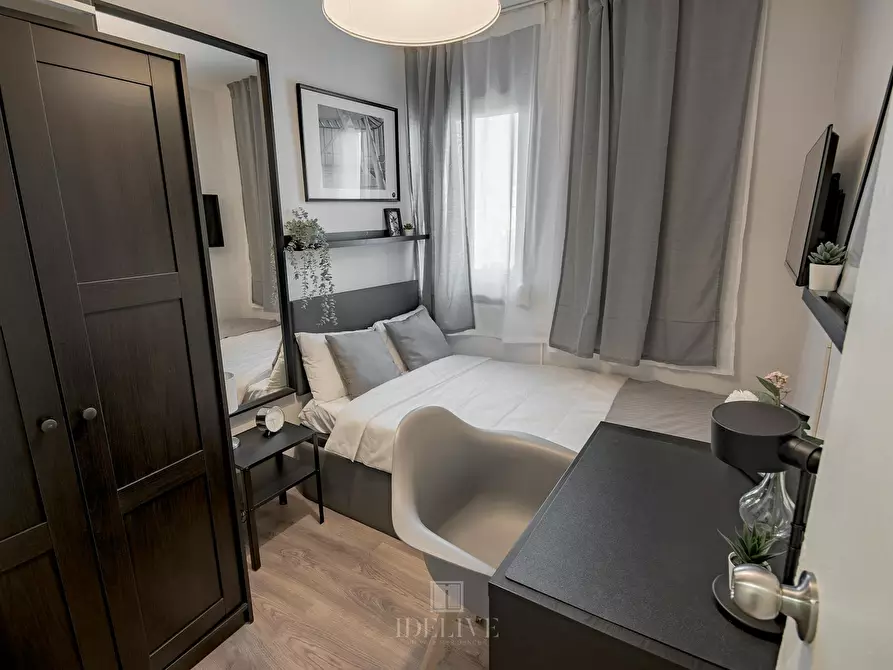 Immagine 1 di Camera in affitto  in Carrer d'Albània a Barcelona