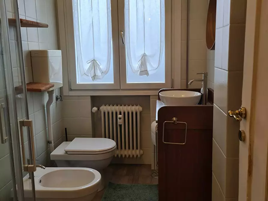 Immagine 10 di Camera in affitto  in Via Guido Reni a Padova