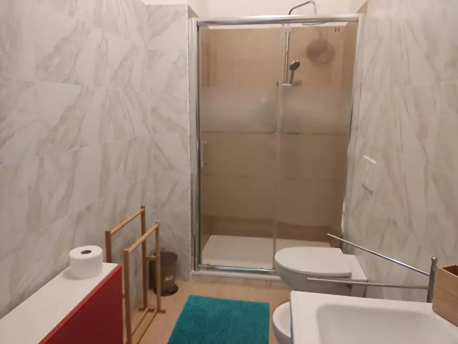 Immagine 8 di Appartamento in affitto  in Viale Carlo Berti Pichat a Bologna