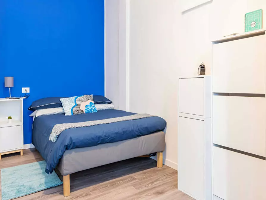 Immagine 1 di Camera in affitto  in Via Natale Battaglia a Milano