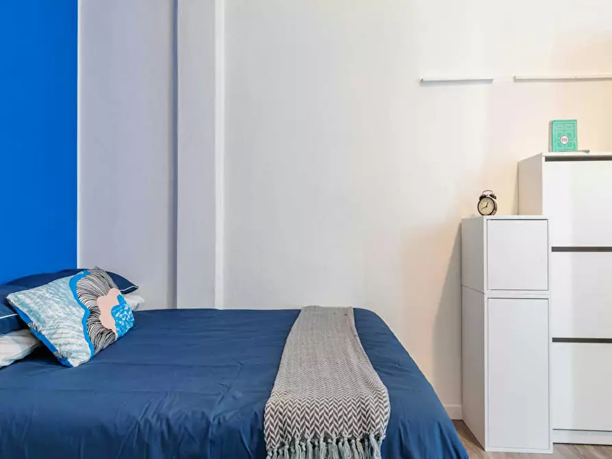 Immagine 2 di Camera in affitto  in Via Natale Battaglia a Milano