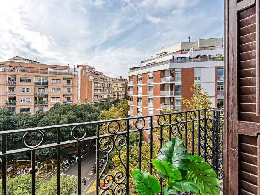 Immagine 4 di Camera in affitto  in Carrer del Comte Borrell a Barcelona