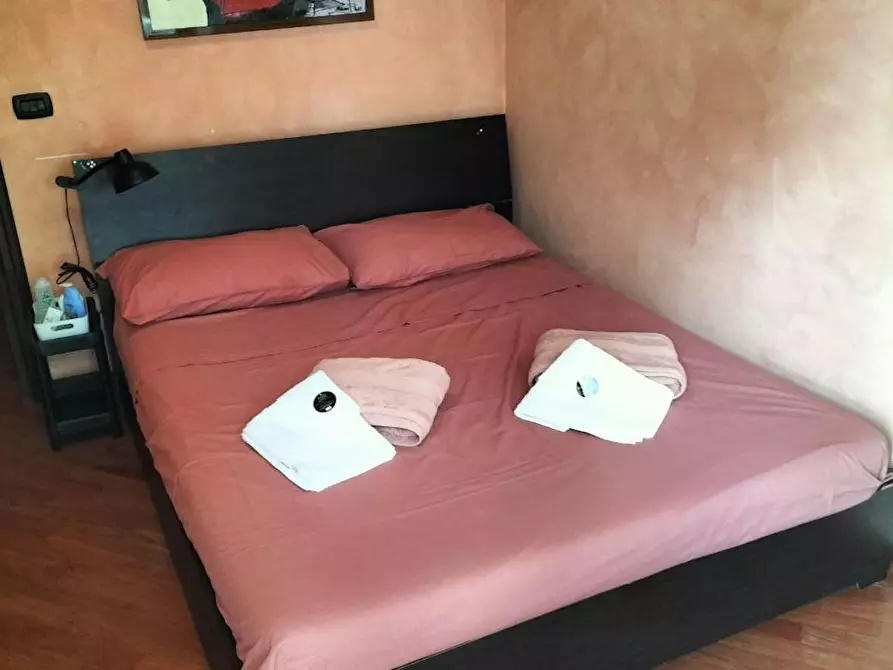 Immagine 1 di Camera in affitto  in Via Giano Parrasio a Roma