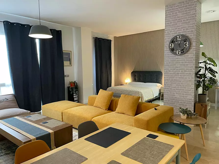 Immagine 4 di Appartamento in affitto  in Calle Laguna del Marquesado a Madrid