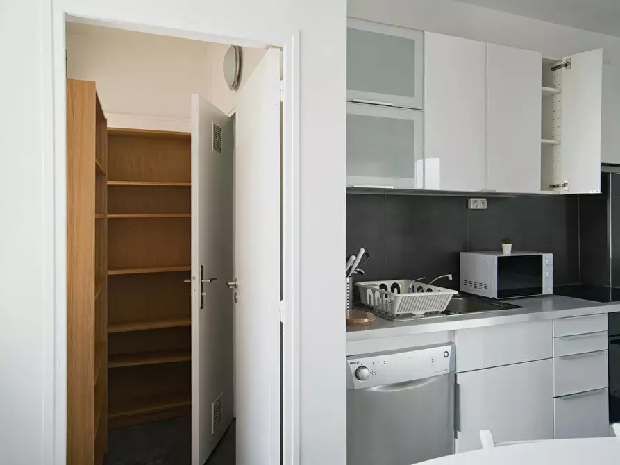 Immagine 9 di Appartamento in affitto  in Rue Louis Ulbach a Courbevoie