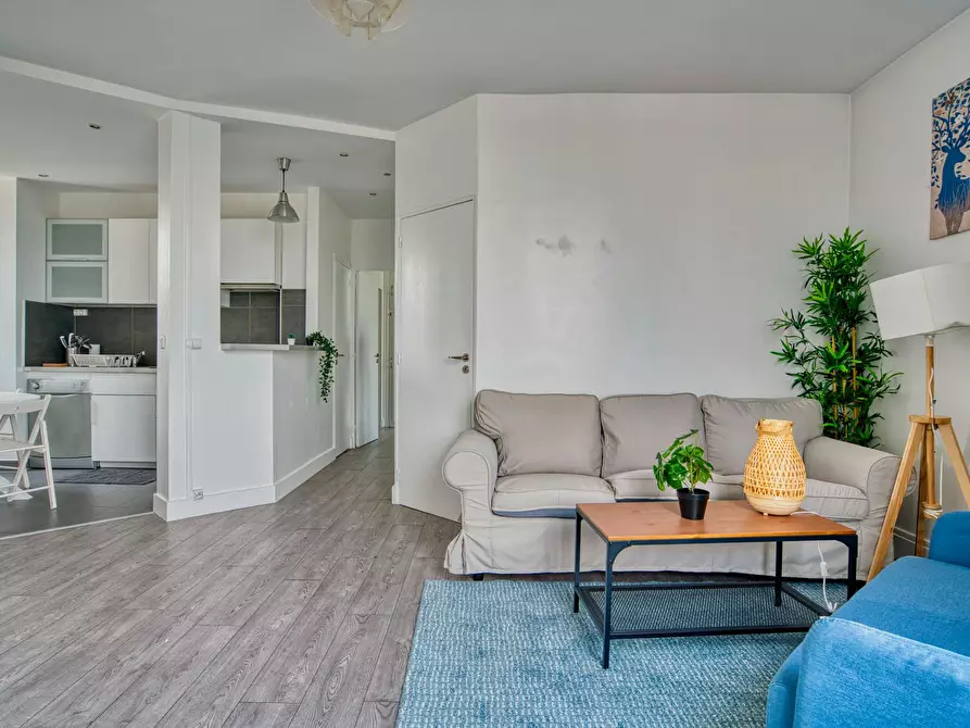Immagine 1 di Appartamento in affitto  in Rue Louis Ulbach a Courbevoie