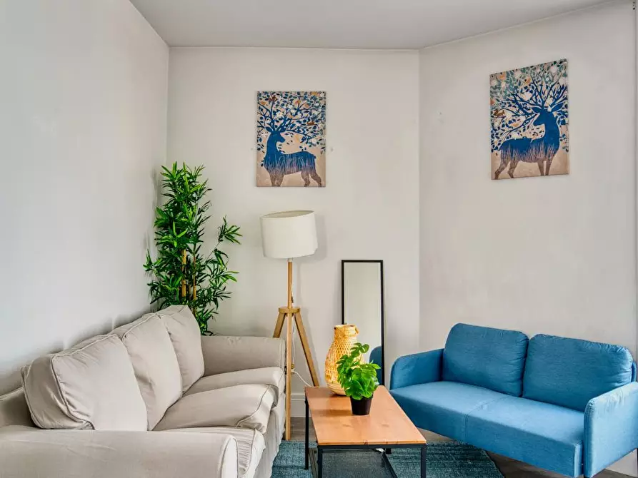 Immagine 2 di Appartamento in affitto  in Rue Louis Ulbach a Courbevoie
