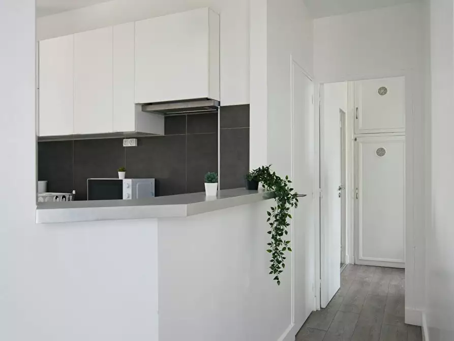 Immagine 10 di Appartamento in affitto  in Rue Louis Ulbach a Courbevoie