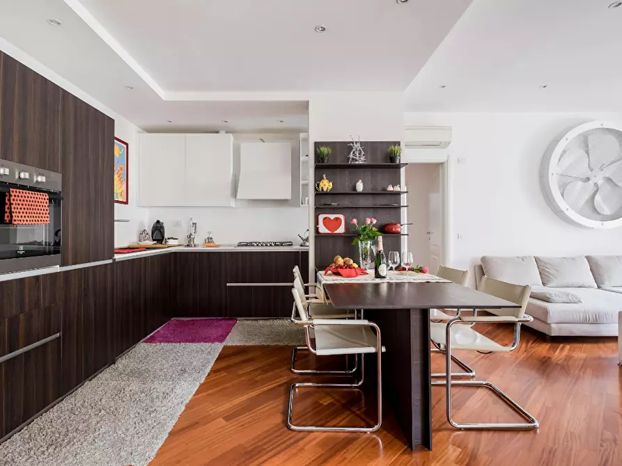 Immagine 9 di Appartamento in affitto  in Via Parigi a Bologna