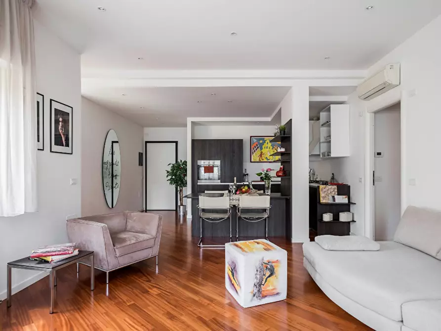 Immagine 2 di Appartamento in affitto  in Via Parigi a Bologna