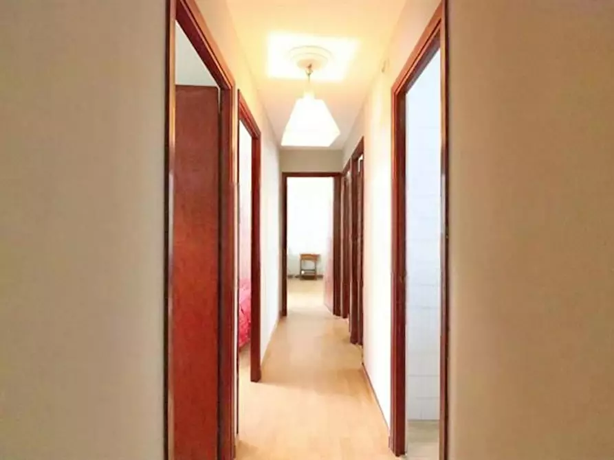 Immagine 7 di Appartamento in affitto  in Rúa Xuncal a Perillo (Santa Locaia)