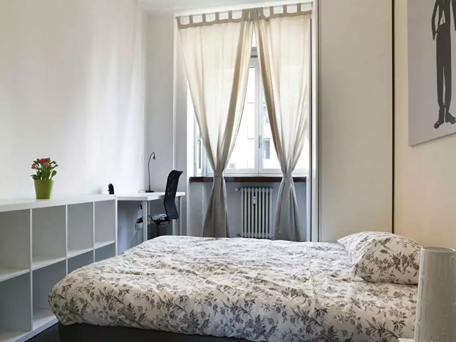 Immagine 2 di Camera in affitto  in Viale Evaristo Stefini a Milano