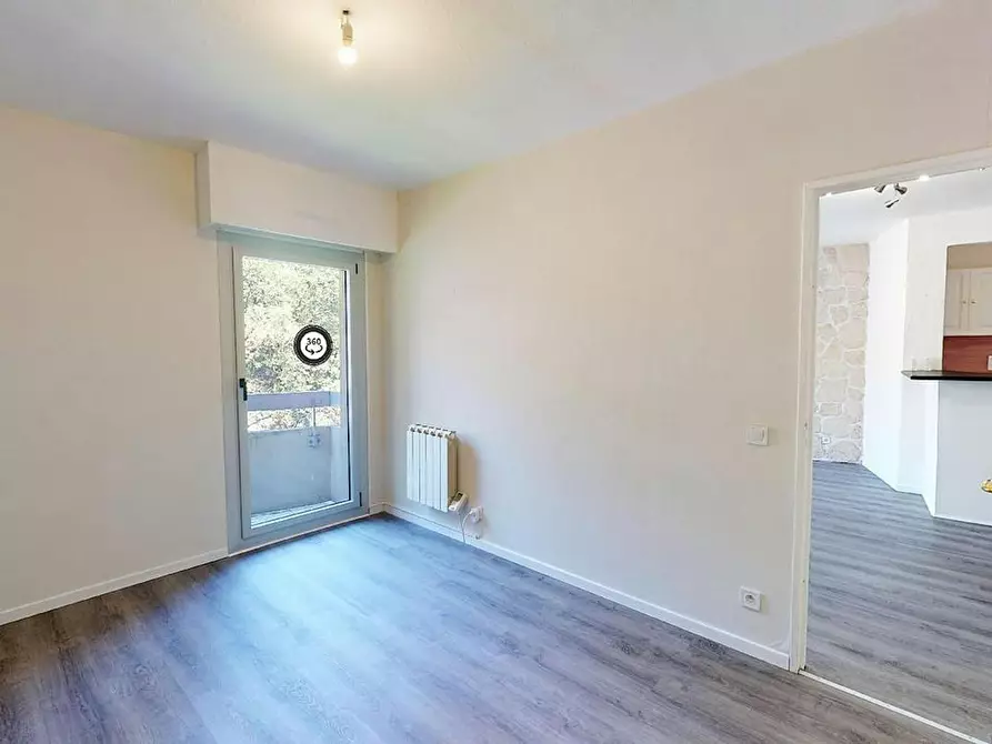 Immagine 3 di Appartamento in affitto  in Avenue Gaston Lacoste a Pau