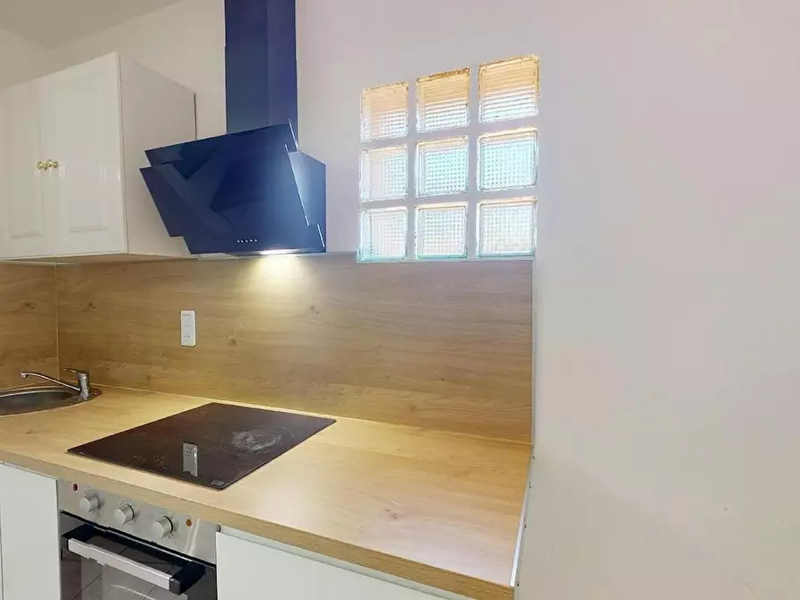 Immagine 8 di Appartamento in affitto  in Avenue Gaston Lacoste a Pau