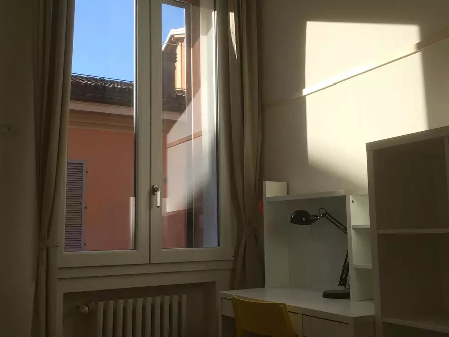 Immagine 7 di Camera in affitto  in Via San Vitale a Bologna