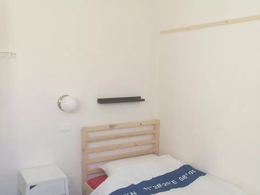 Immagine 2 di Camera in affitto  in Via San Vitale a Bologna