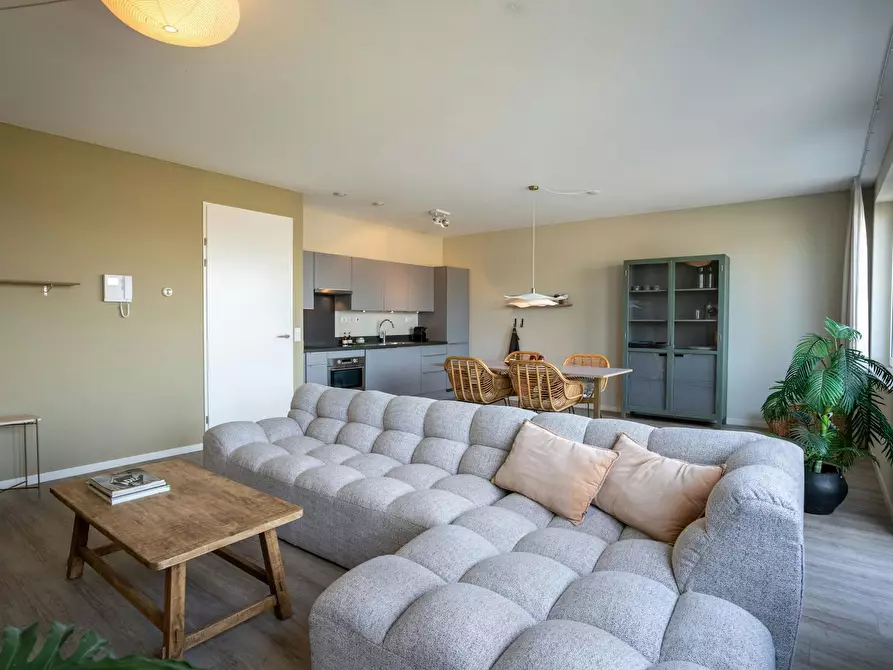 Immagine 1 di Appartamento in affitto  in Mary van der Sluisstraat a Amsterdam