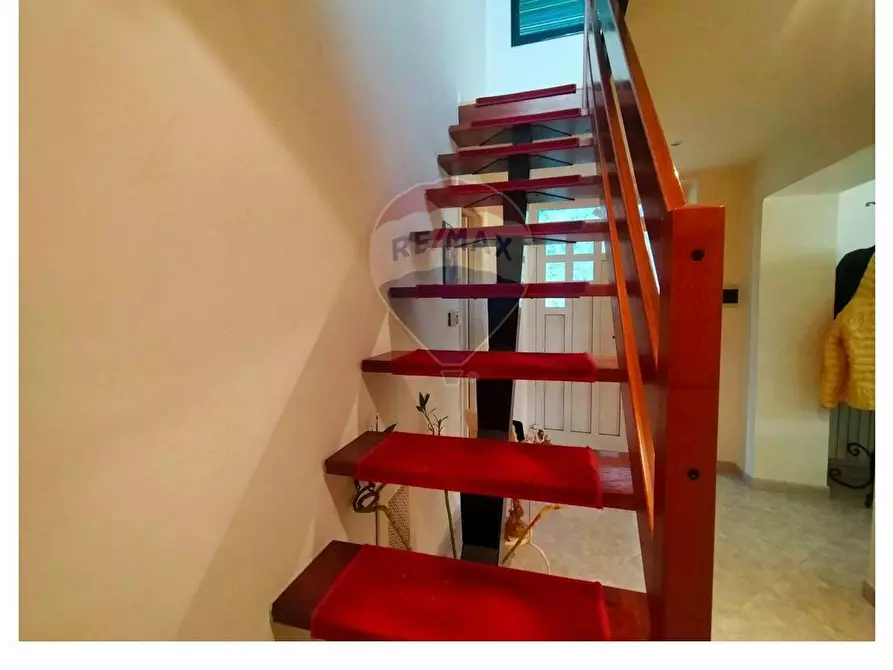 Immagine 9 di Casa indipendente in affitto  in Via Anello a Guardiagrele