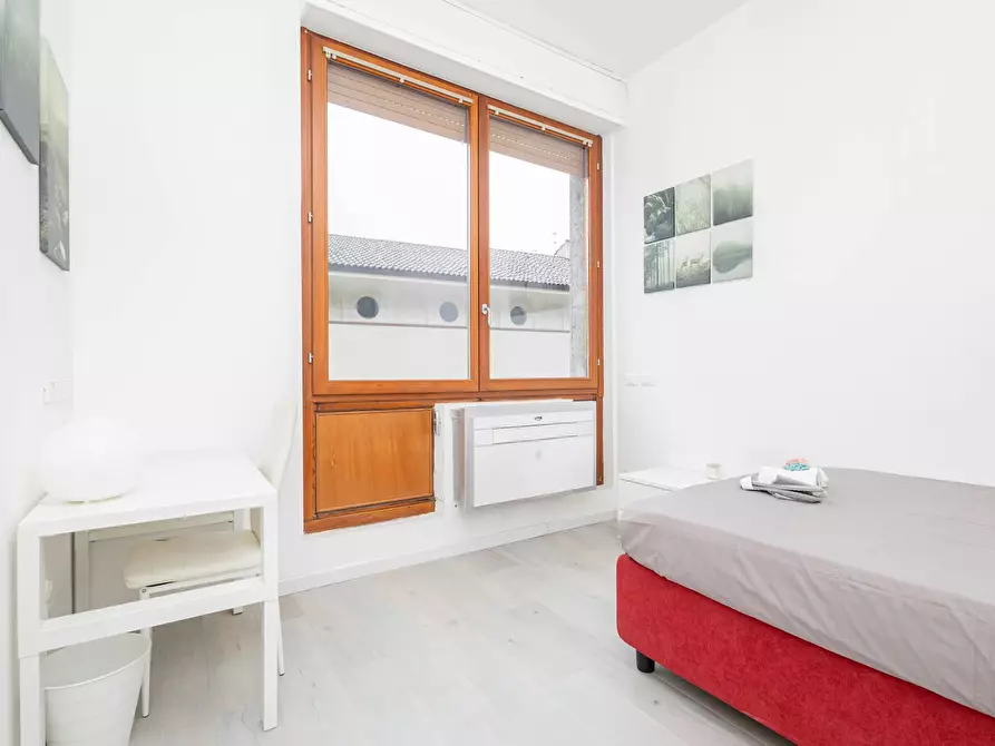 Immagine 4 di Camera in affitto  in Via Fernanda Wittgens a Milano