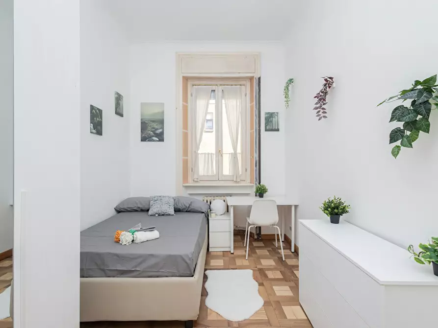Immagine 2 di Camera in affitto  in Via Giovanni Battista Pergolesi a Milano
