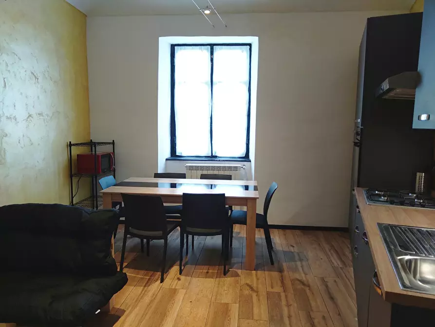 Immagine 2 di Camera condivisa in affitto  in Via Sesia a Torino