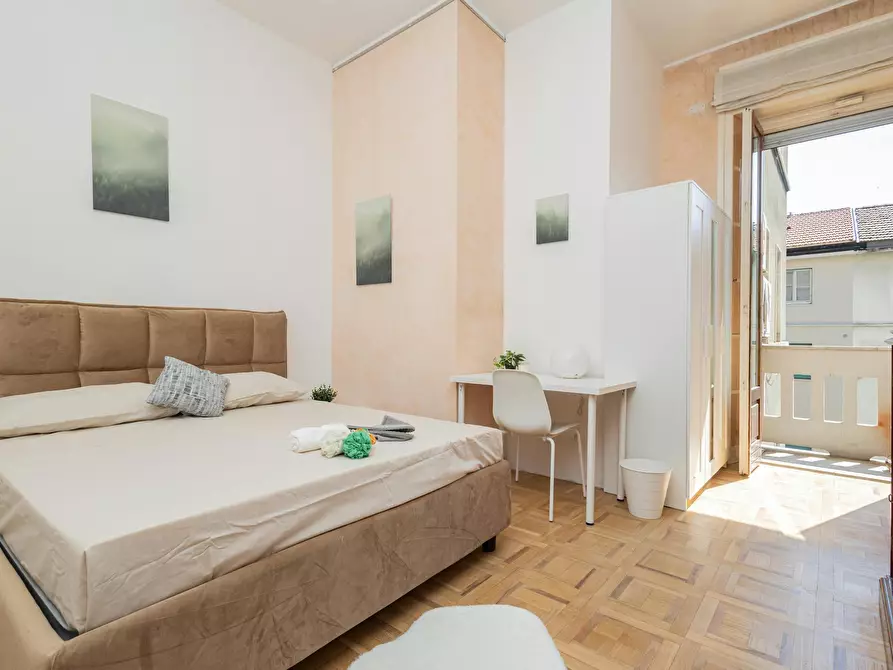 Immagine 3 di Camera in affitto  in Via Giovanni Battista Pergolesi a Milano