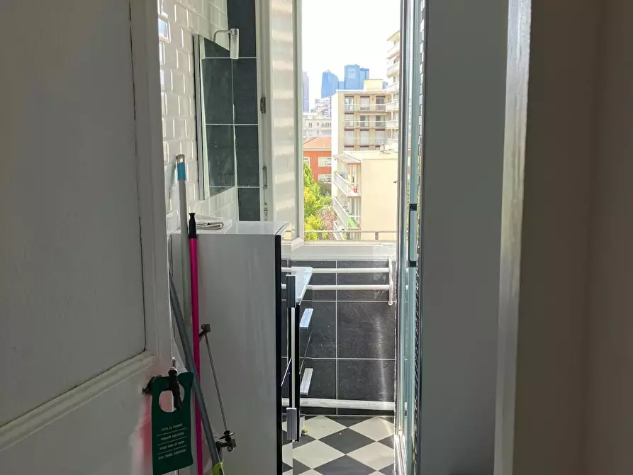 Immagine 3 di Camera in affitto  in Rue Franklin a Courbevoie